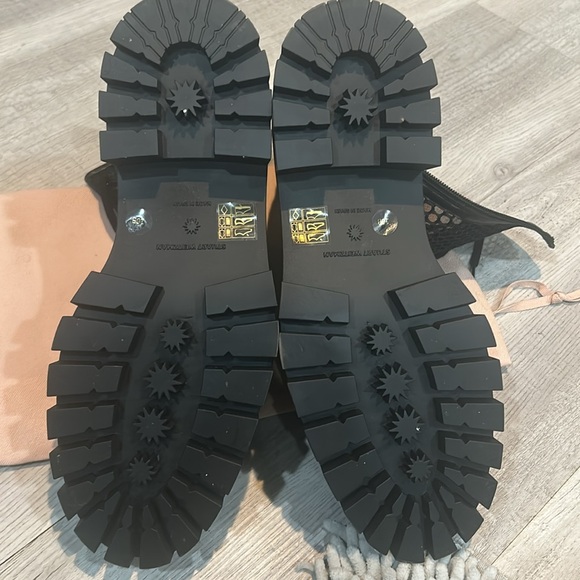 Stuart Weitzman- sz 10 - Picture 3 of 6